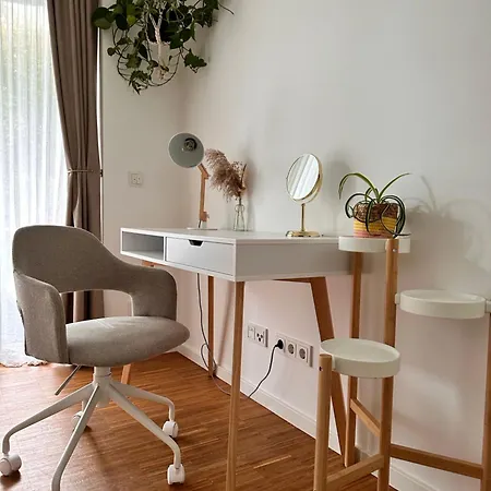 Stadtwohnung Mit Garten Apartmán