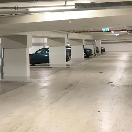 Stadtwohnung Mit Garten *