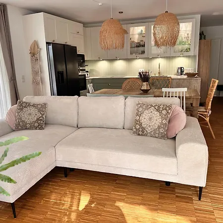 Stadtwohnung Mit Garten Apartmán *