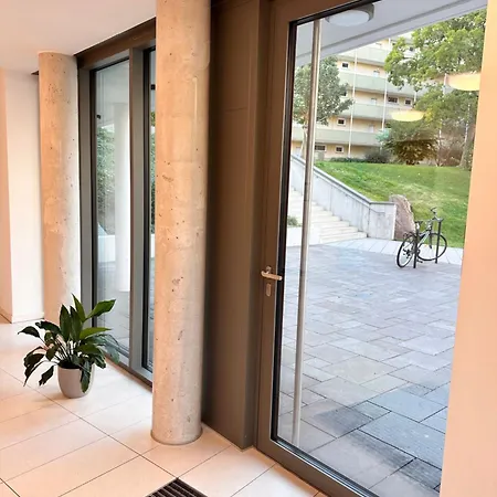 Stadtwohnung Mit Garten شقة *