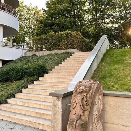 شقة Stadtwohnung Mit Garten كاسيل