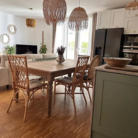 Stadtwohnung Mit Garten