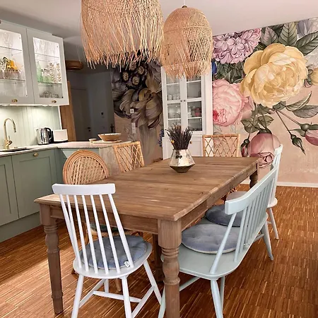 Apartman Stadtwohnung Mit Garten Kassel