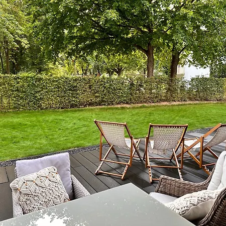 Stadtwohnung Mit Garten