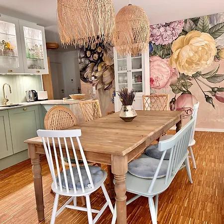 Apartman Stadtwohnung Mit Garten *