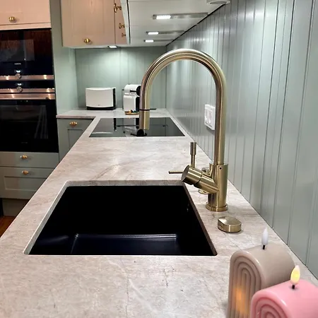 Stadtwohnung Mit Garten Apartment