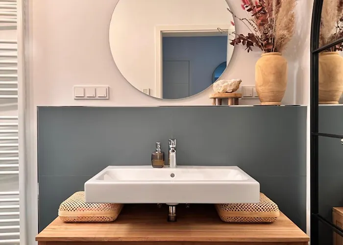 Appartement Stadtwohnung Mit Garten *