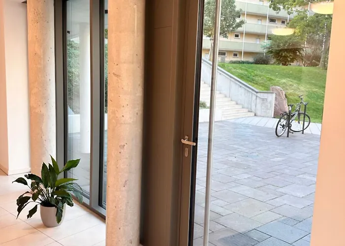 Stadtwohnung Mit Garten Appartement *