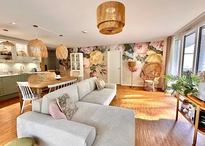 Stadtwohnung Mit Garten Appartement *